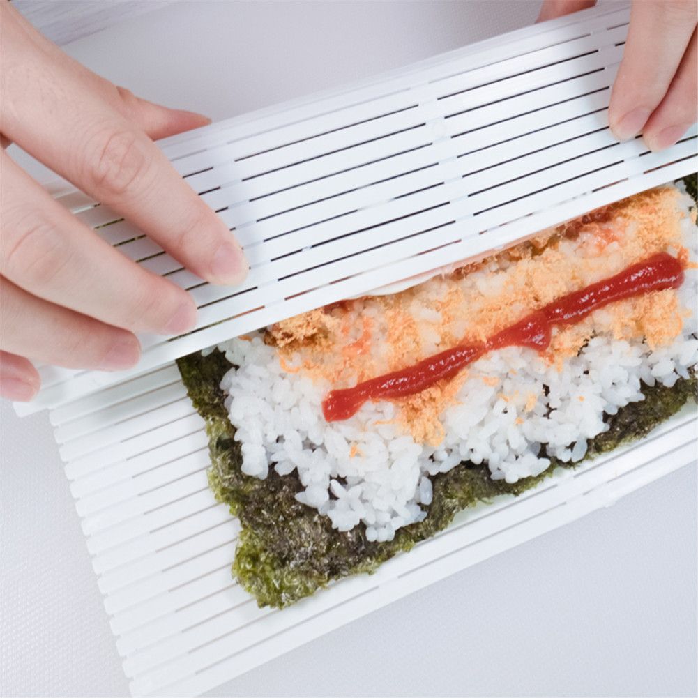 Nonstick Surface Sushi Roller Maker PP Plastic Rolling Mat Picnic Lunch Tool Washable Reusable