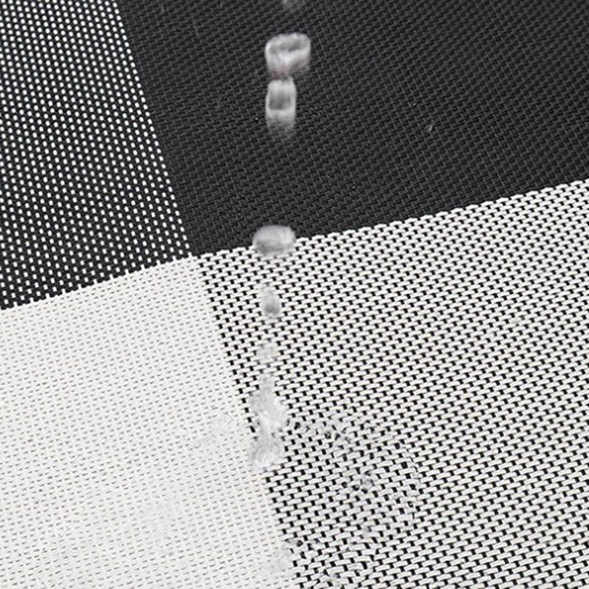 8pcs Placemats Easy Cleaning PVC Material Waterproof Black White Plaid Pattern Dining Placemats for Hotel