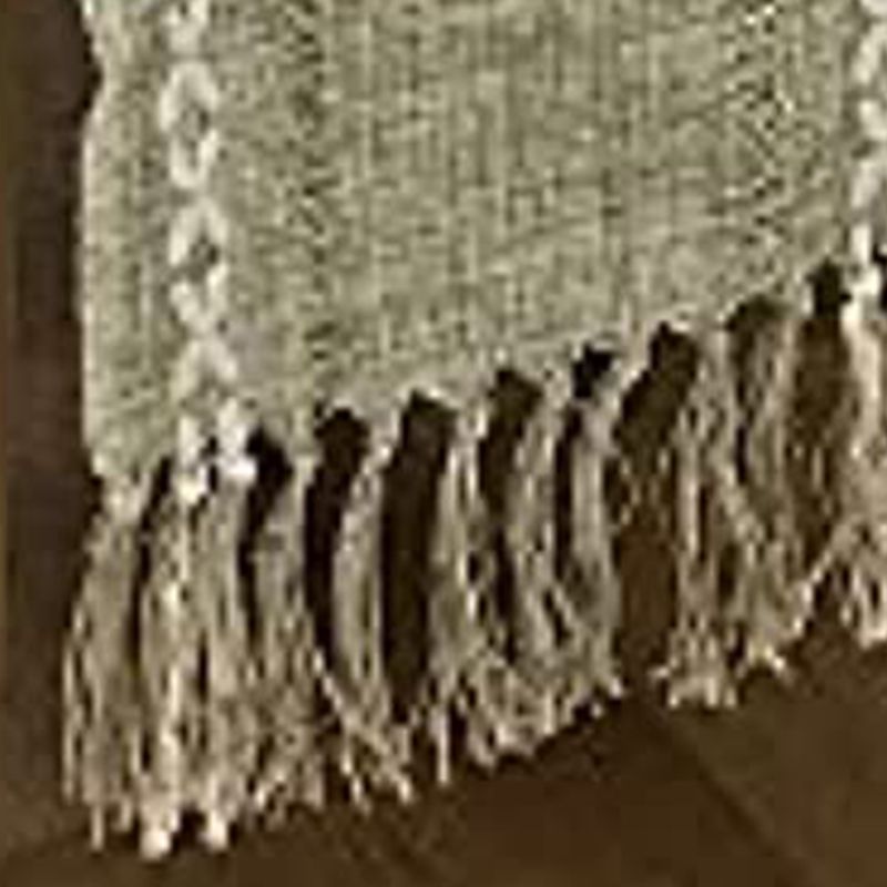 Retro Table Runner Elegant Hand Woven Cotton Linen Dining Table Runner with Tassels for Wedding Home Cross Green