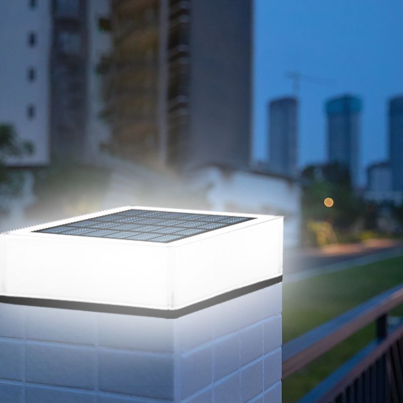 Solar LED Post Light High Brightness Waterproof Safe Stable Solar Post Lamp for Outdoor Courtyard Garden Three Color Temperature 3000K 4000K 6000K