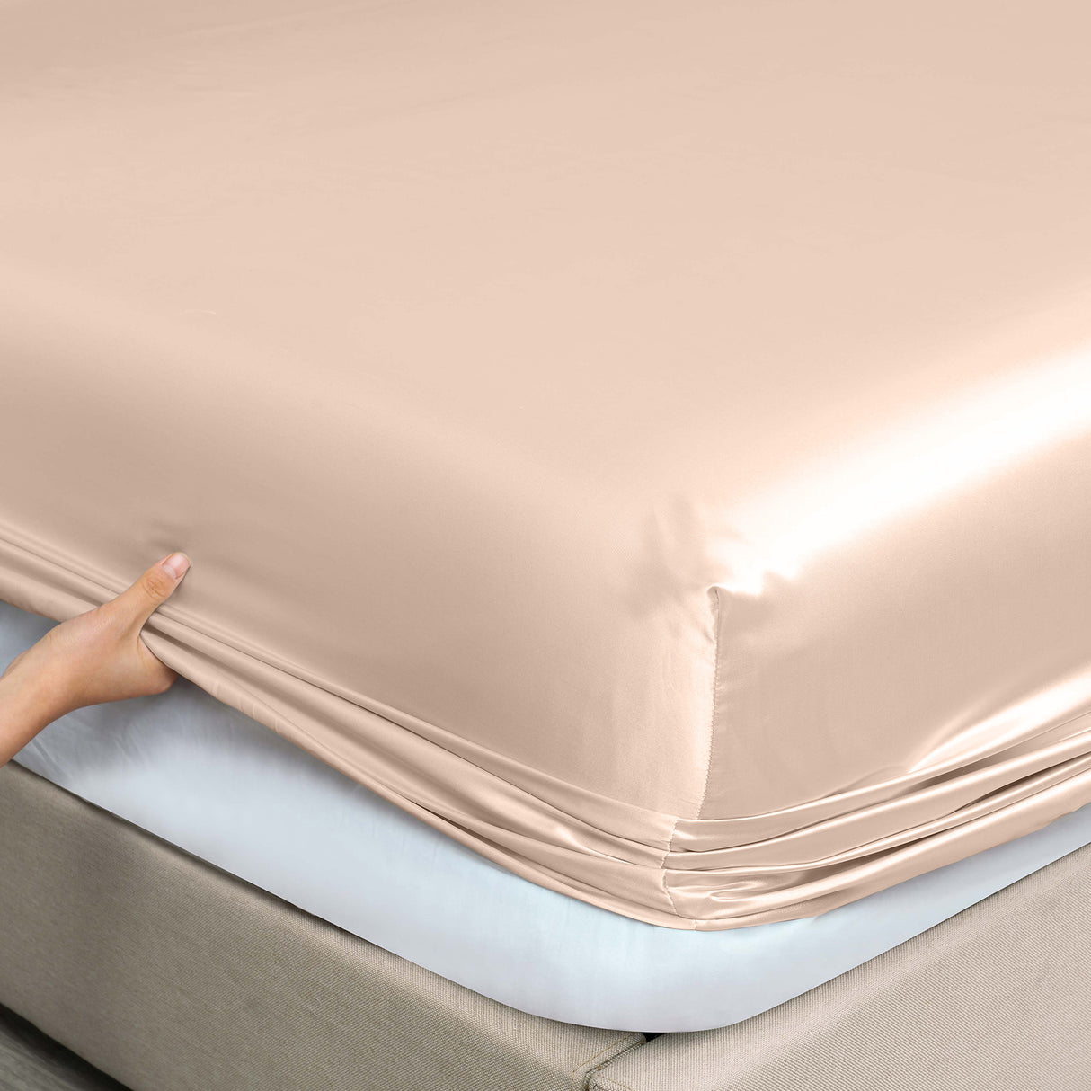 Royal Comfort Satin Sheet Set 3 Piece Fitted Sheet Pillowcase Soft - Queen - Champagne Pink