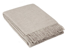 Luxurious Silver 100% New Zealand Wool Cambridge Throw Blanket