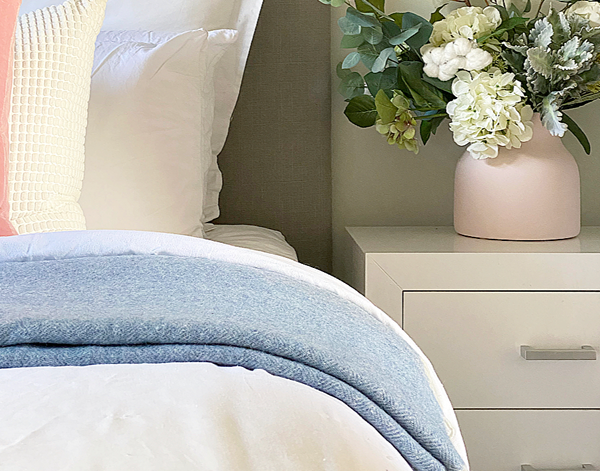 Hampton Luxurious Merino Wool Blend Throw - Ocean Blue