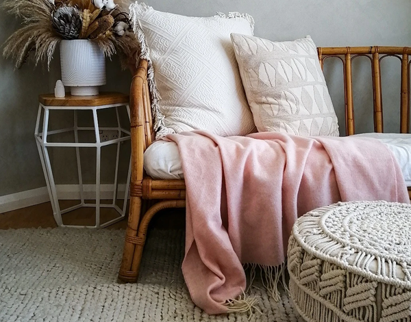 Cashmere & Merino Wool Blush Kensington Luxury Throw Blanket