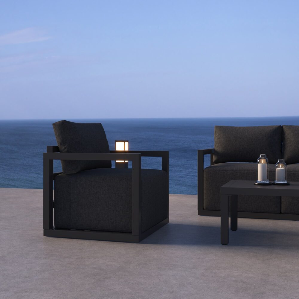 Alfresco Serenity Outdoor Lounge Set ??White