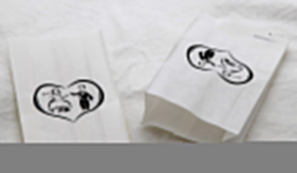 100 Pack Wedding Cake Bags Greaseproof Wax Paper Slice Take Home Favour Bride Groom in Heart