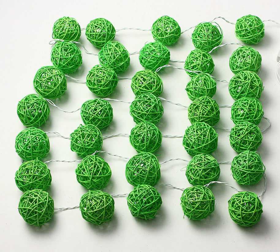 1 Set of Green 5cm Rattan Cane 20 Ball Battery Powered 3m String Lights Christmas Gift Home Wedding Party Bedroom Decoration Table Centrepiece
