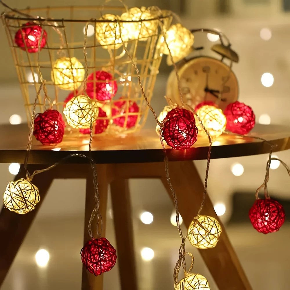 1 Set of Red and White5cm Rattan Cane 20 Ball Battery Powered 3m String Lights Christmas Gift Home Wedding Party Bedroom Decoration Table Centrepiece