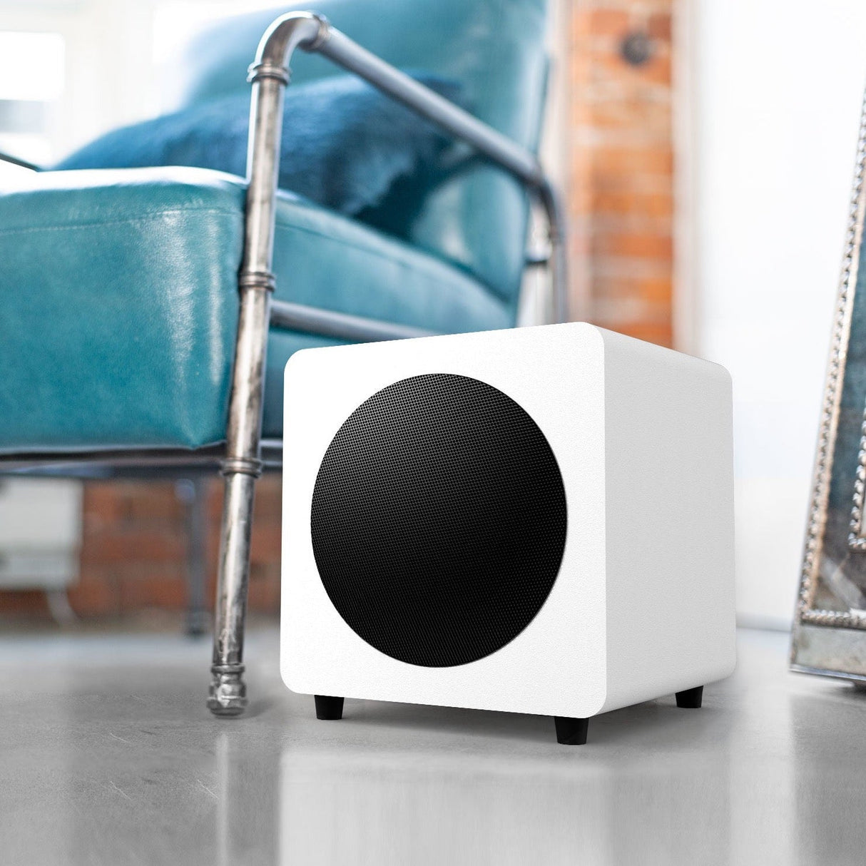 Kanto SUB8 300W 8 Sealed Powered Subwoofer, Matte White