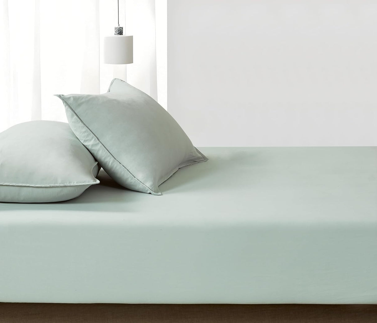 100% Vintage Washed Microfibre Fitted Sheet Set – Ultra Soft & Lightweight All-Season Fitted Sheet with 2 Pillowcases (Sage, King Size)