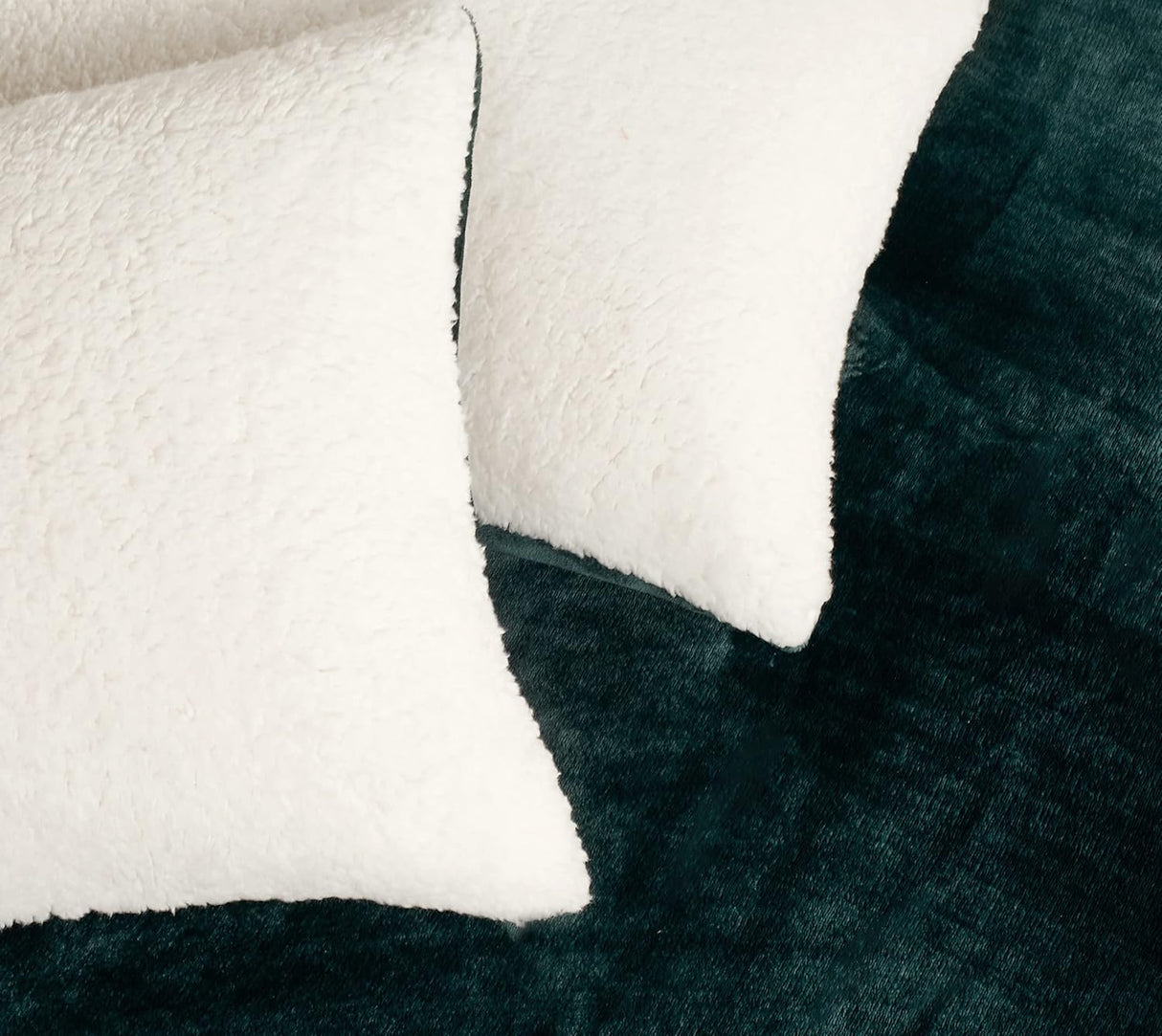 Teddy Sherpa Twin-Pack European Pillowcases - Soft Reversible Velvet & Sherpa Cushion Covers - Machine Washable with Zipper Closure - 65x65cm - Emerald Green