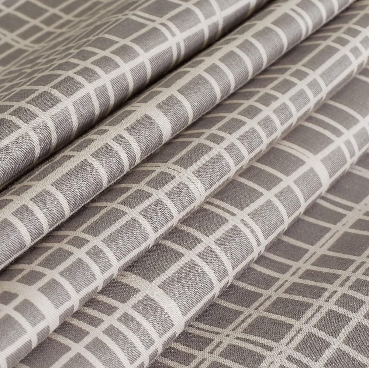 100% Cotton Oliver Reversible Printed Quilt Cover Set - Super King Size