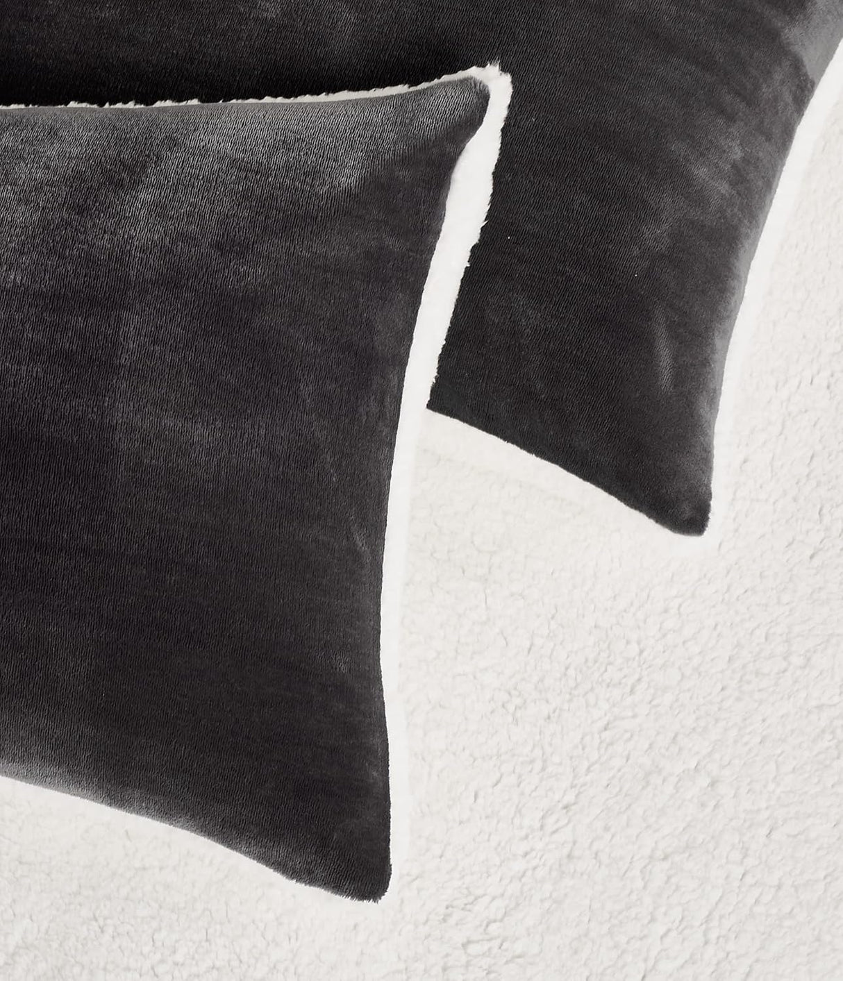 Teddy Sherpa Twin-Pack Standard Pillowcases - Soft Reversible Velvet & Sherpa Cushion Covers - Machine Washable with Zipper Closure - 48x73cm - Charcoal
