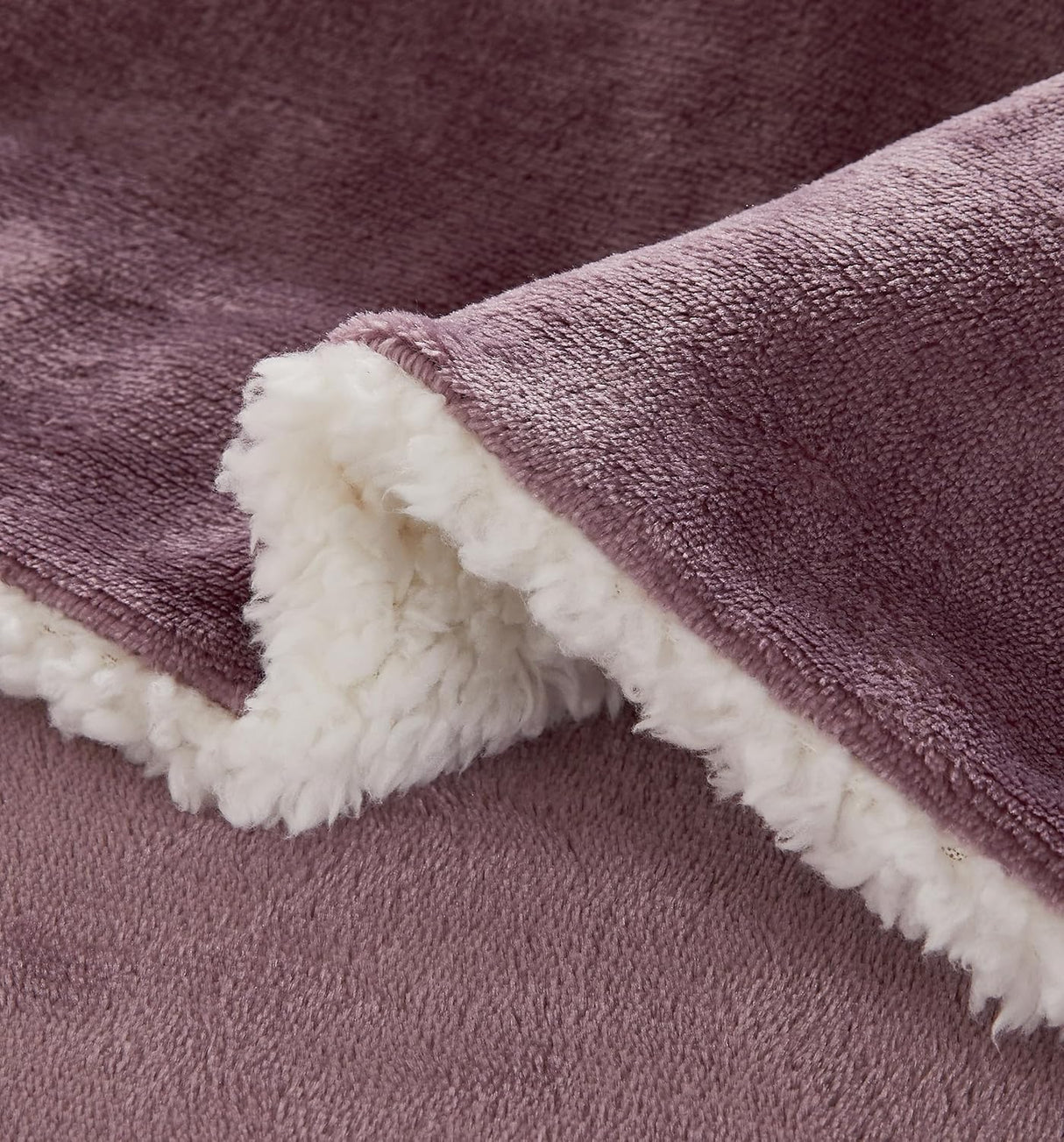 Teddy Sherpa Twin-Pack Standard Pillowcases - Soft Reversible Velvet & Sherpa Cushion Covers - Machine Washable with Zipper Closure - 48x73cm - Mauve