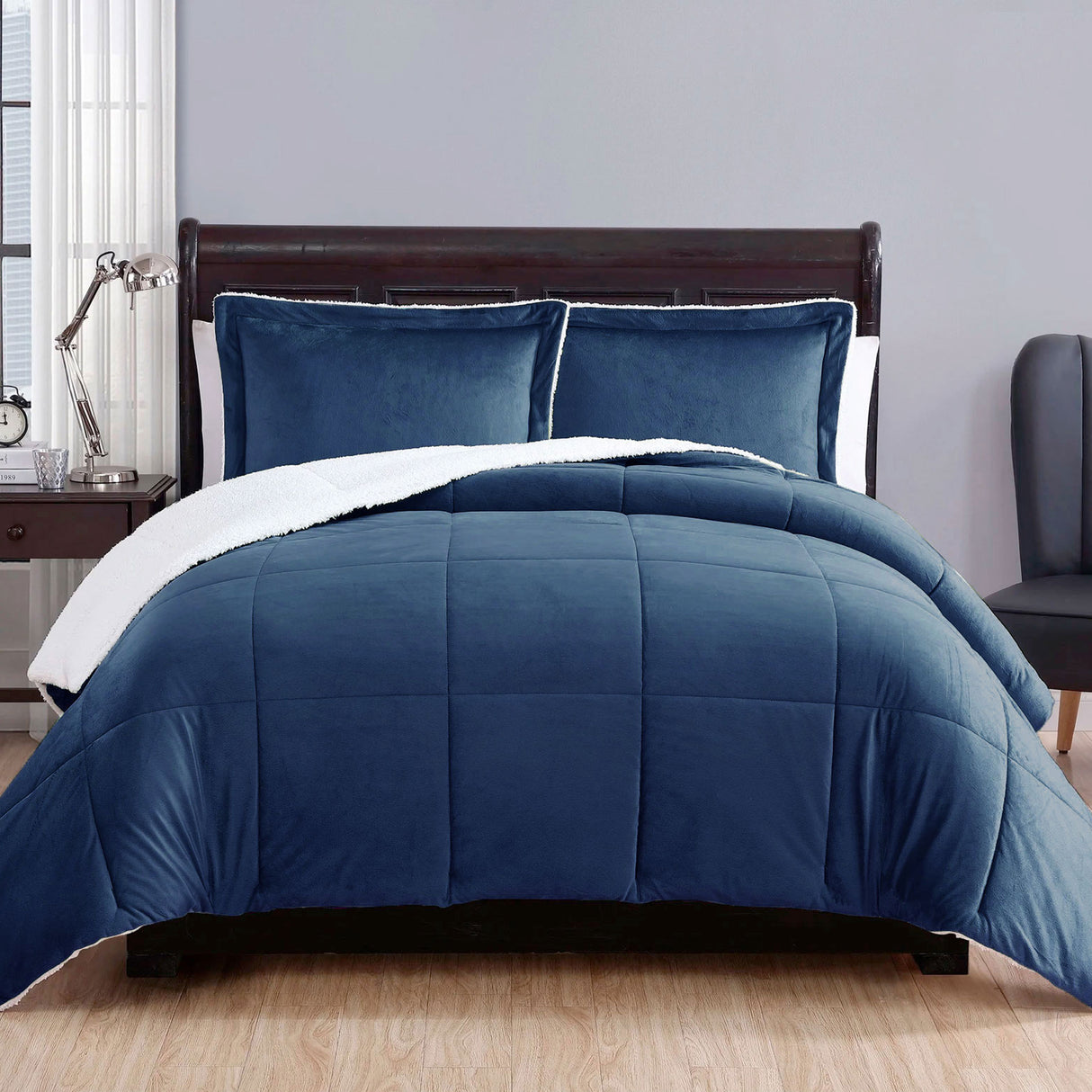 Ultra-Plush Navy Blue Micro Mink Comforter Set with Sherpa Reverse - 3 Piece Queen Size