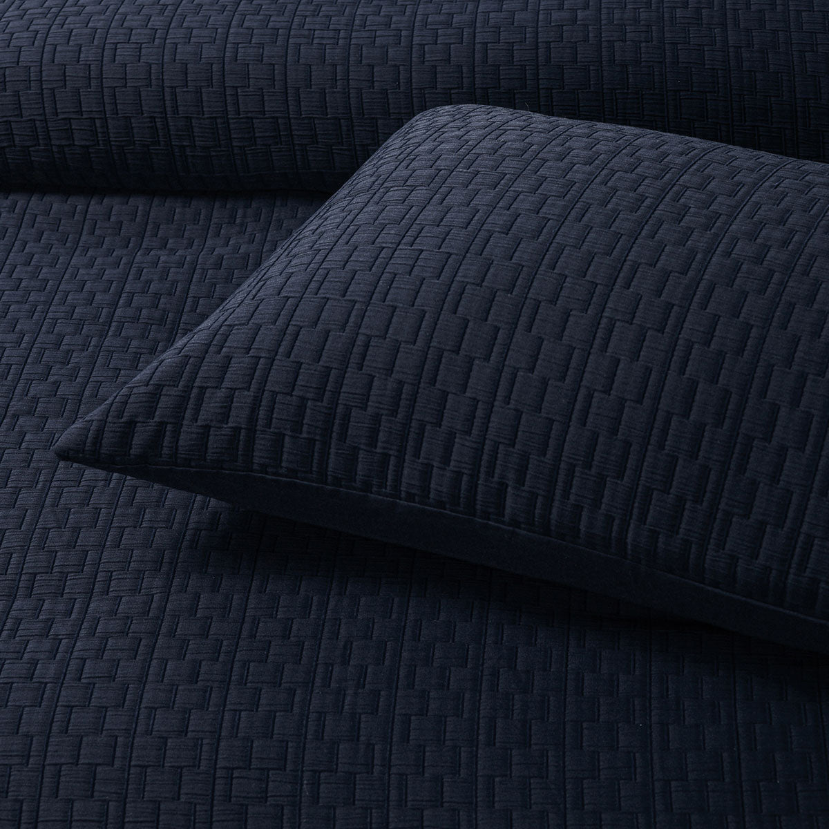 Bianca Burleigh Ink Jacquard Quilt Cover Set Super King