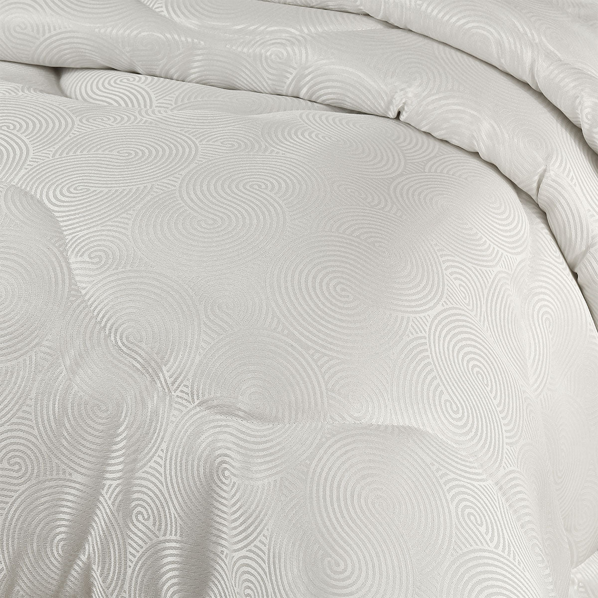 Vera Luxe 3-Piece Jacquard Comforter Set for Queen Beds