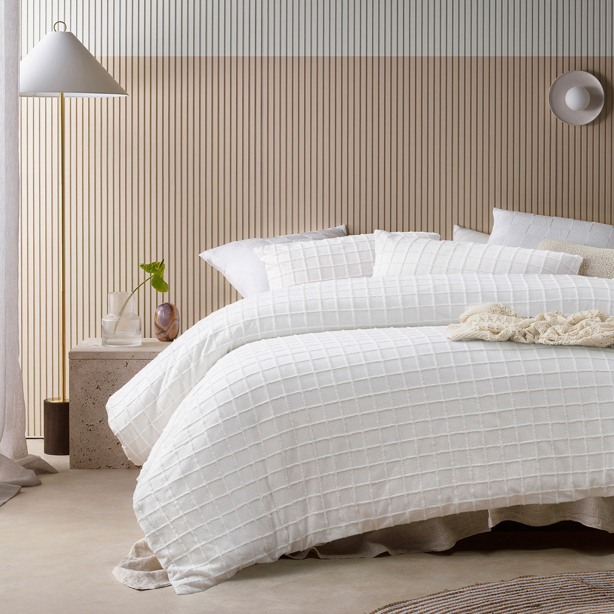 Vintage Design Homewares Parquet White Polyester Cotton Quilt Cover Set King