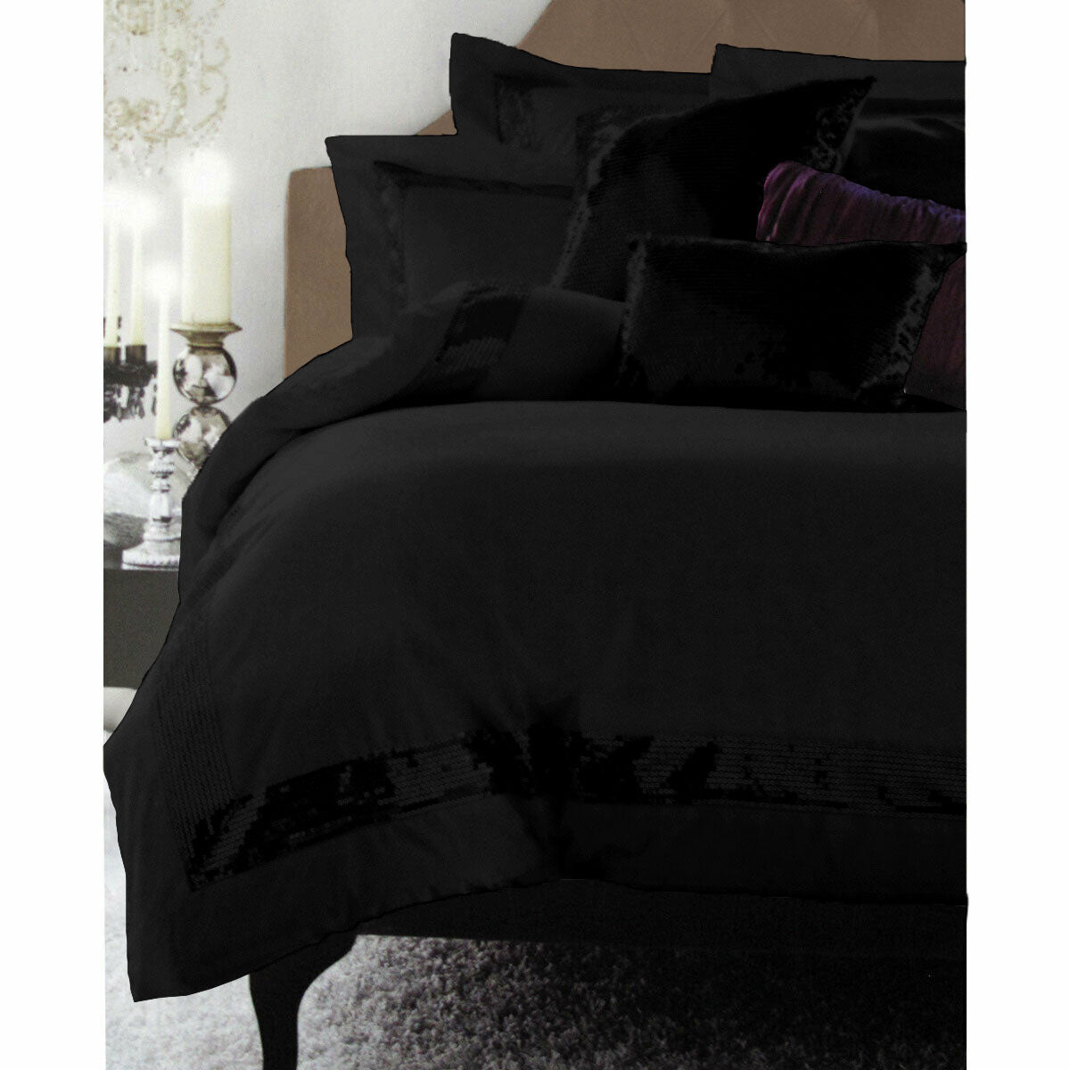 Elegance in Sequins: Black Cotton Quilt Cover Set for Double Beds