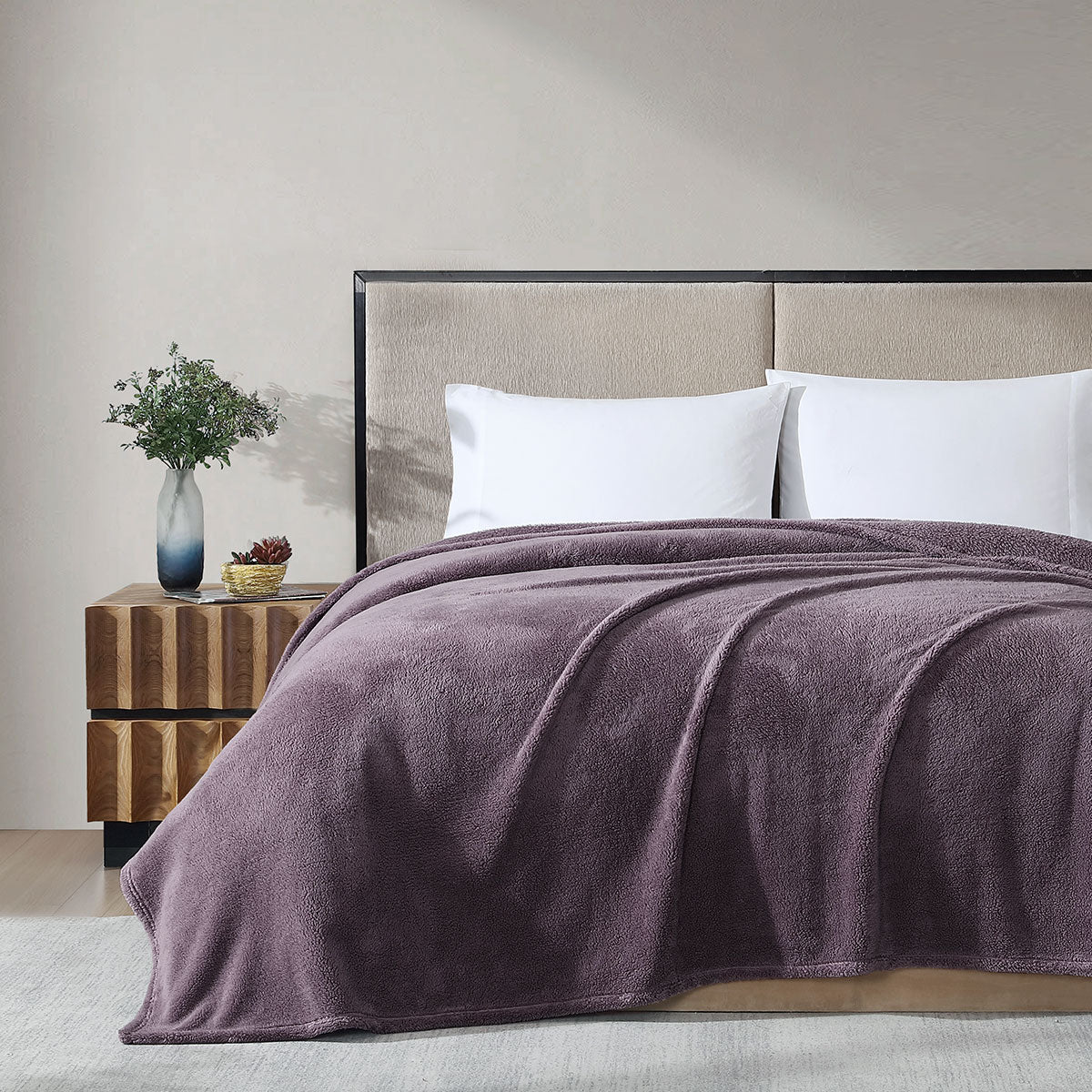 Ardor Teddy Mauve Ultra Soft Cozy Fleece Blanket Queen