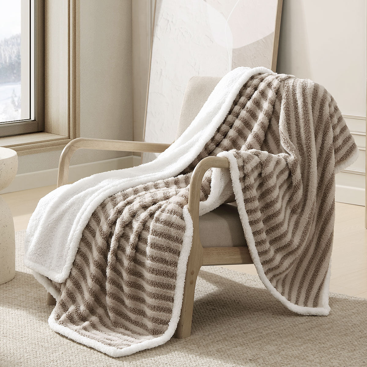 Ardor Carter Striped Boucle Throw Rug with Sherpa Reverse 130x170cm