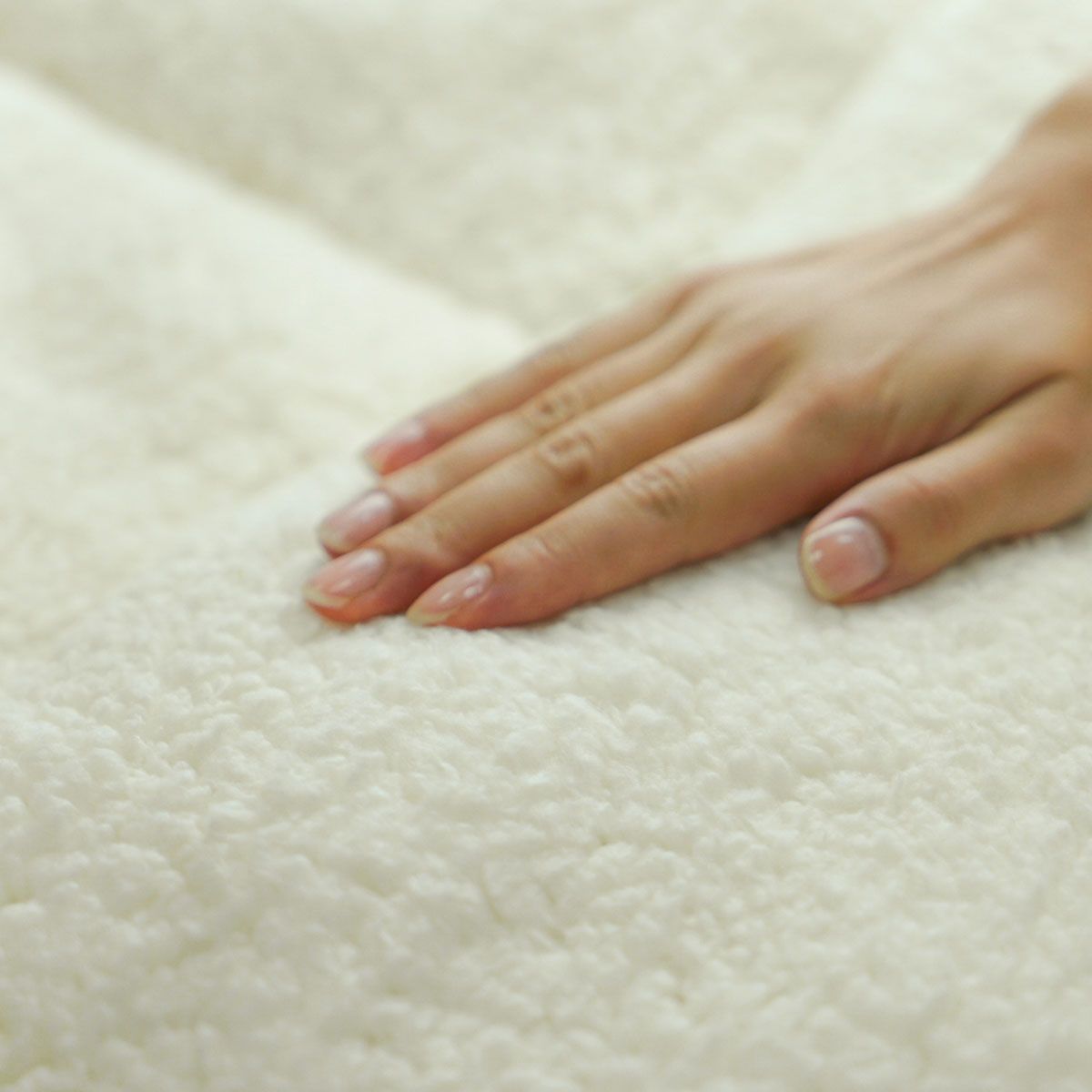 Ramesses 1200GSM Sherpa Winter Mattress Topper Queen