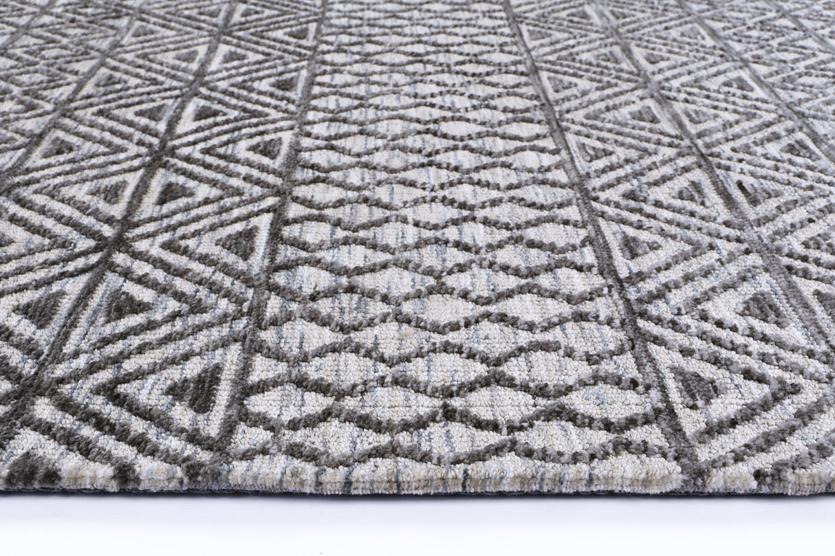 Amritsar AMRI04 Charcoal & Beige 240x330
