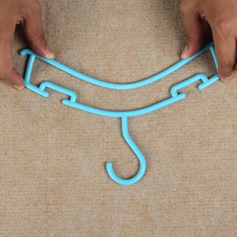 10pcs Small Plastic Clothes Hangers Mini Coat Hanger Set for Wardrobe Storage - Green