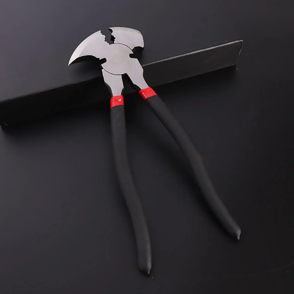 Multi Functional Fence Pliers Carbon Steel for Wire Cutting Bending