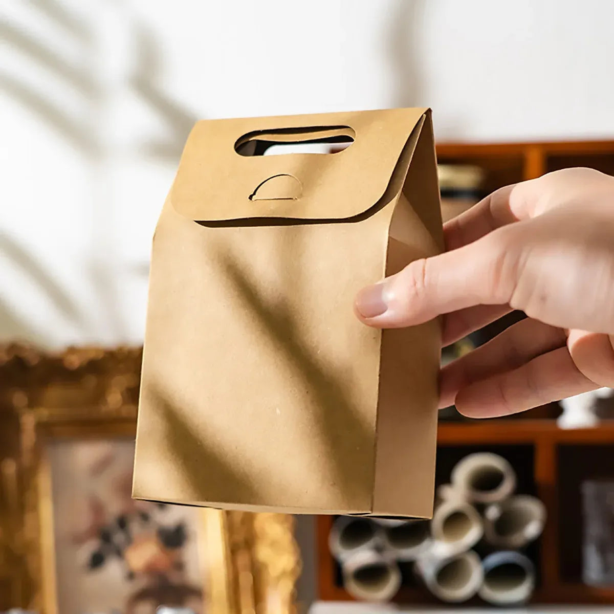 50PCS Portable Kraft Paper Gift Boxes for Birthday Holiday Wrapping