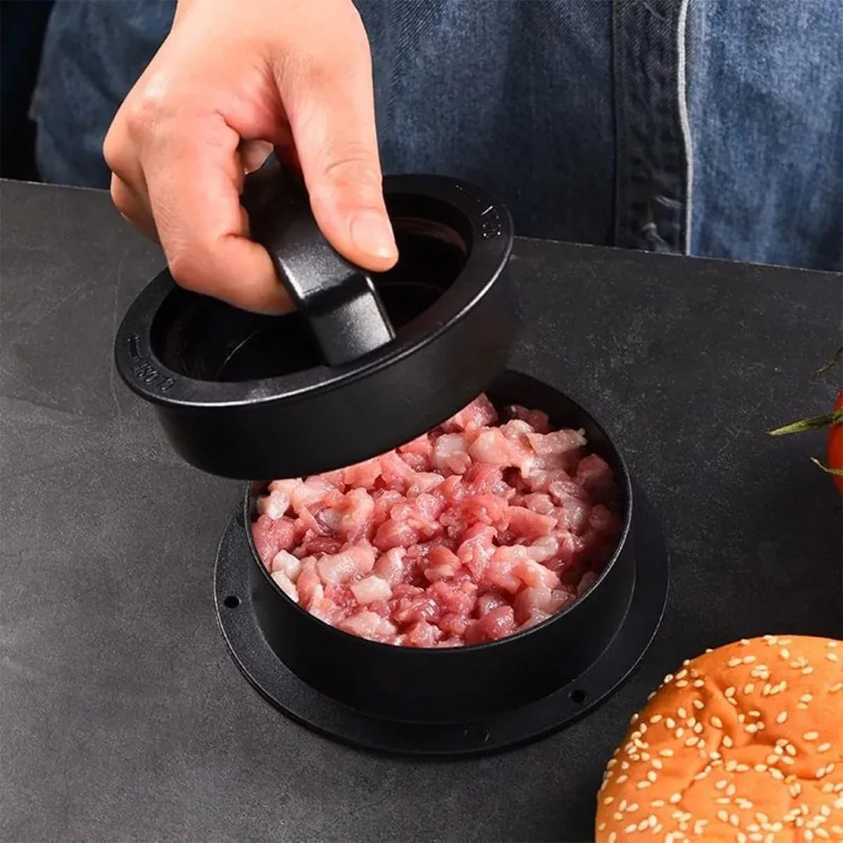 Manual Hamburger Press Round Meat Patty Mould BBQ with 100 Wax Discs