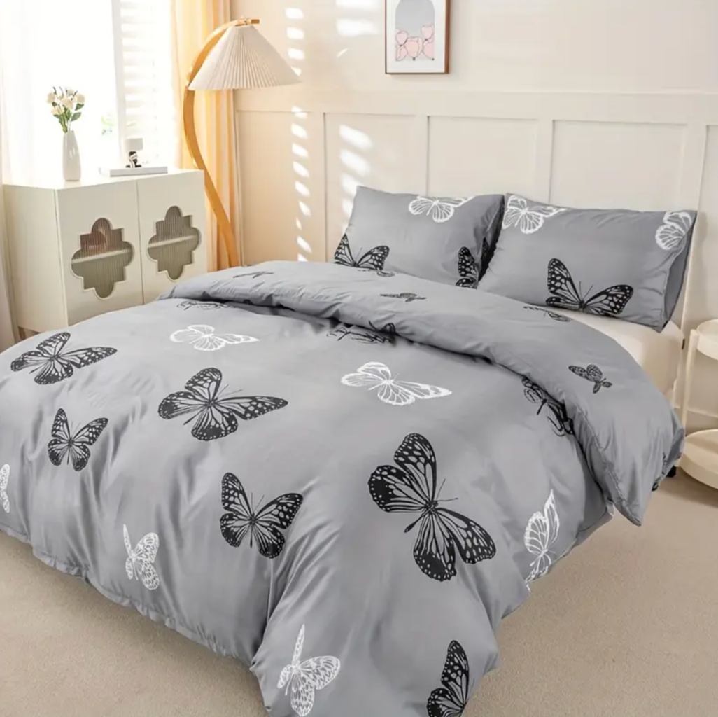 Dreamfields - Mono Papilio Quilt Cover Set - (3pcs, Super King Size)