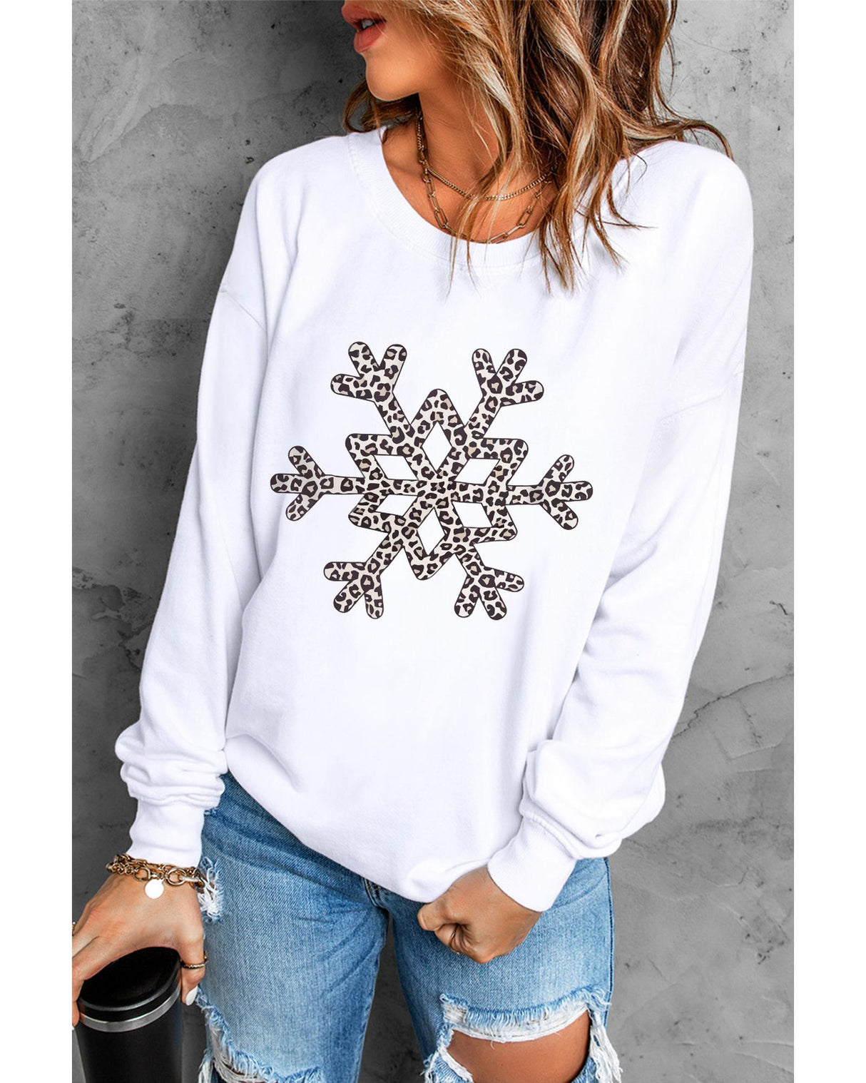 Azura Exchange Leopard Print Snowflake Crew Neck Sweatshirt - S