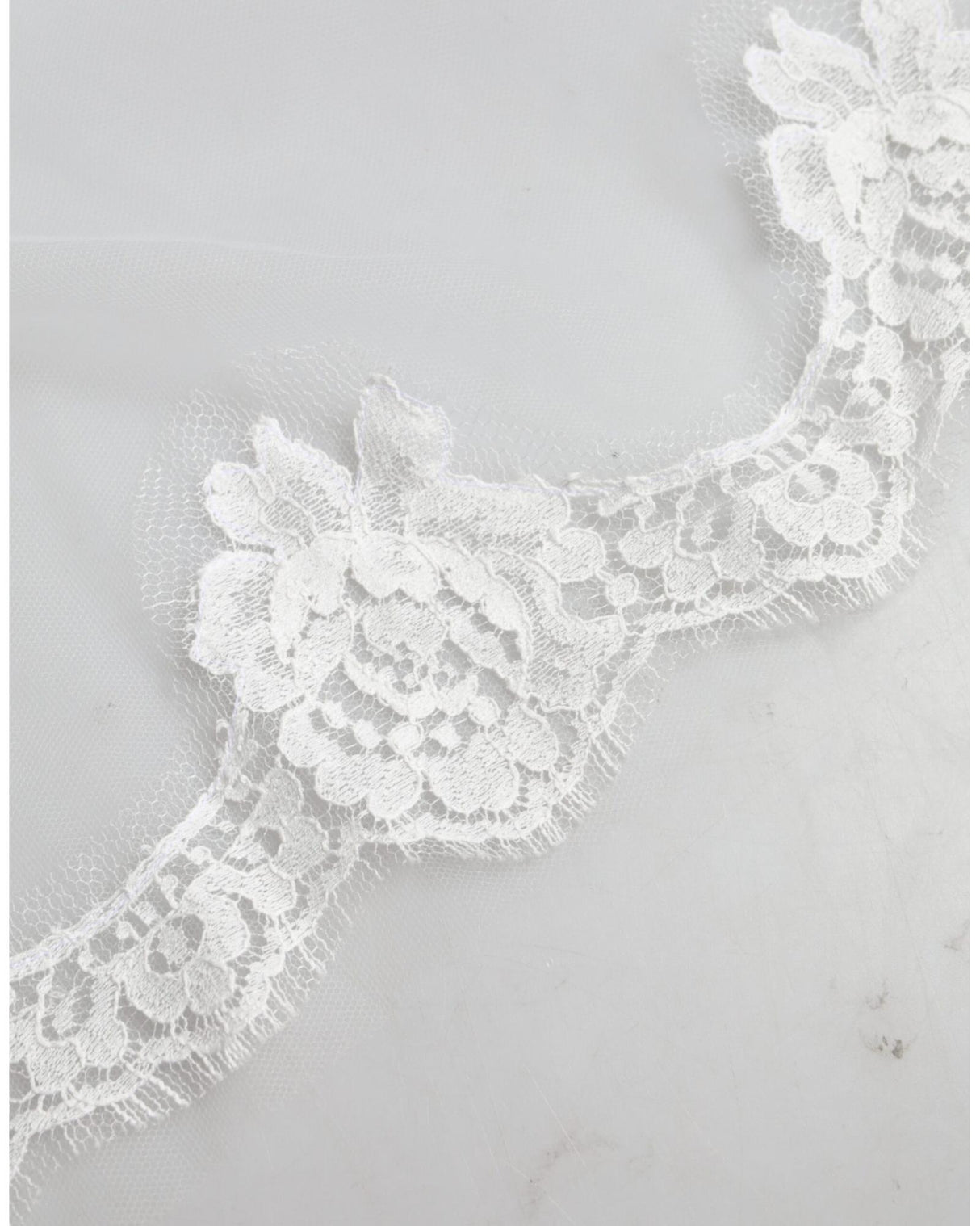 Dolce & Gabbana Women's White Floral Lace Nylon Floor Length Wedding Veil - One Size