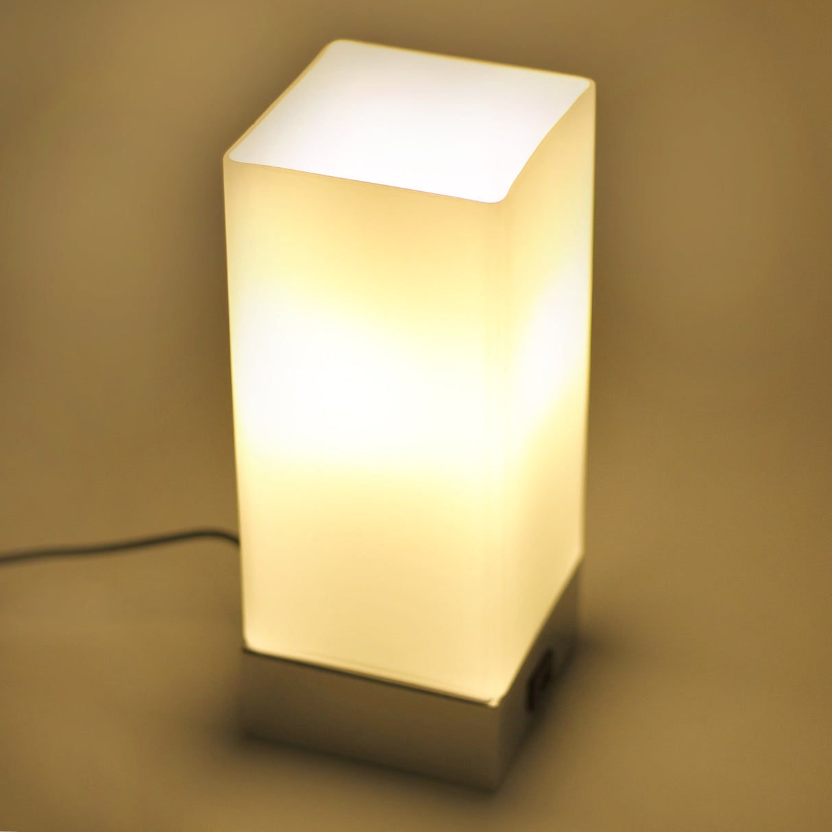 Jessica Touch-Activated Rectangle Lamp with USB Charging Port