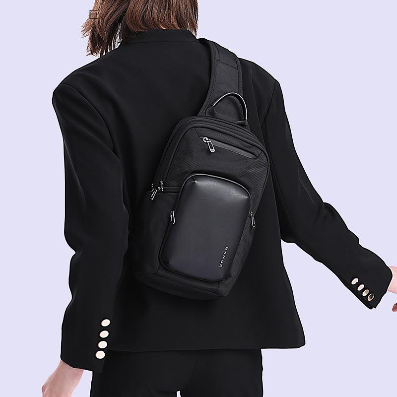 Large Capacity Sports Chest Bag For Men