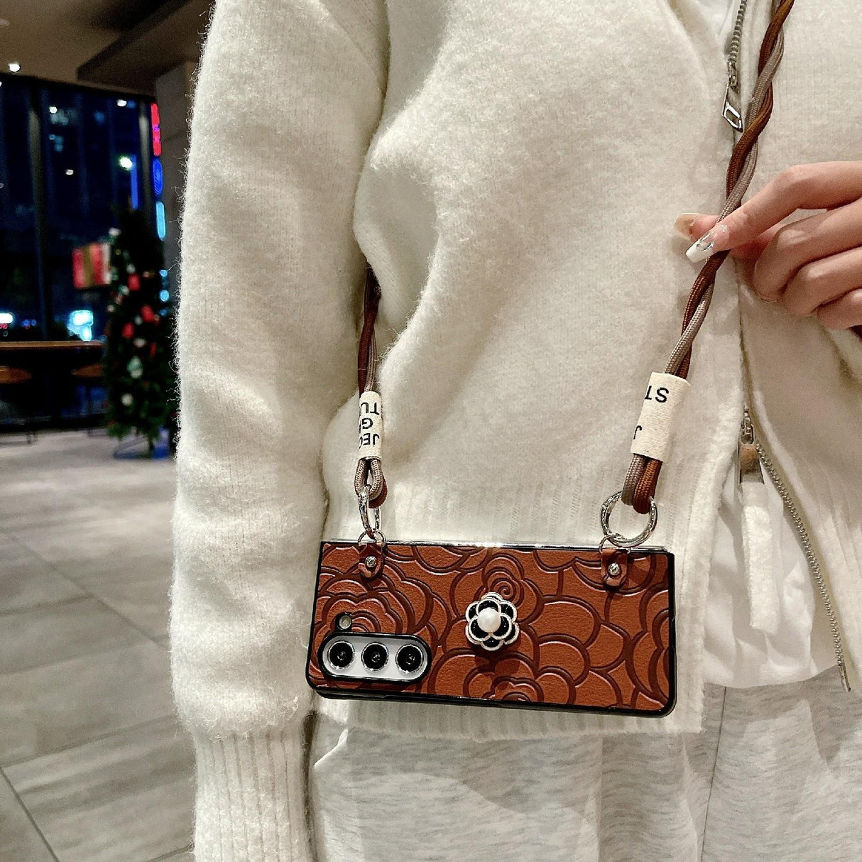 For Samsung Galaxy Z Fold4 5G Camellia Pattern Phone Case With Lanyard - White