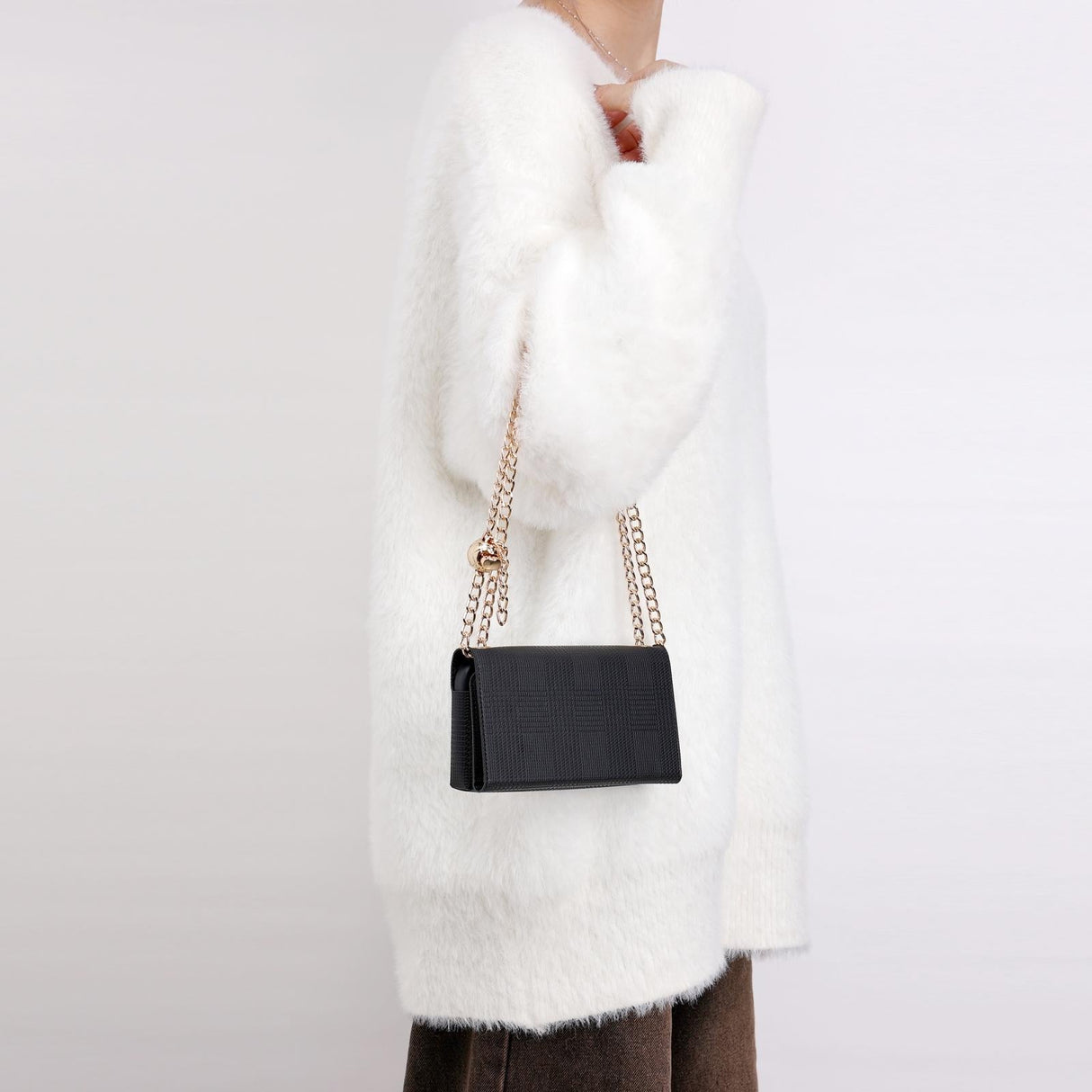 Leather Crossbody Bag With Rfid Protection 20 X 10 X 3.5Cm - Pink