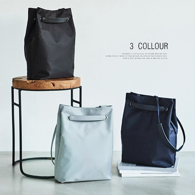 Medium Apple Macbook Shoulder / Messenger Bag - Handheld - Lake Blue