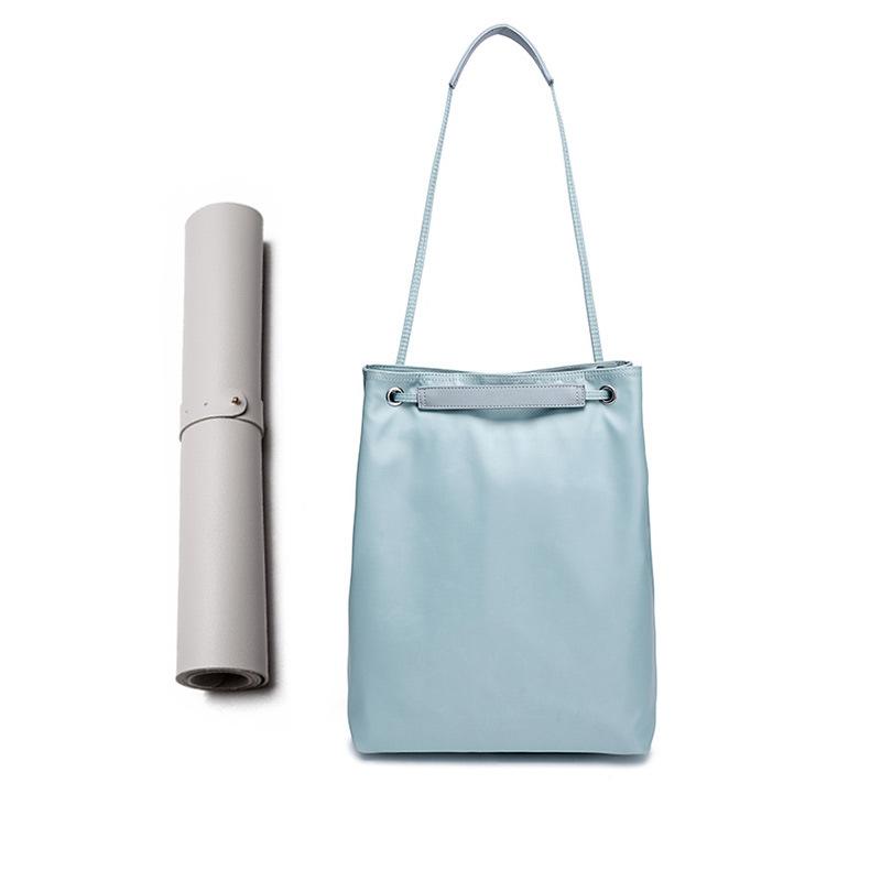 Large Apple Macbook Shoulder / Messenger Bag - Handheld - Lake Blue