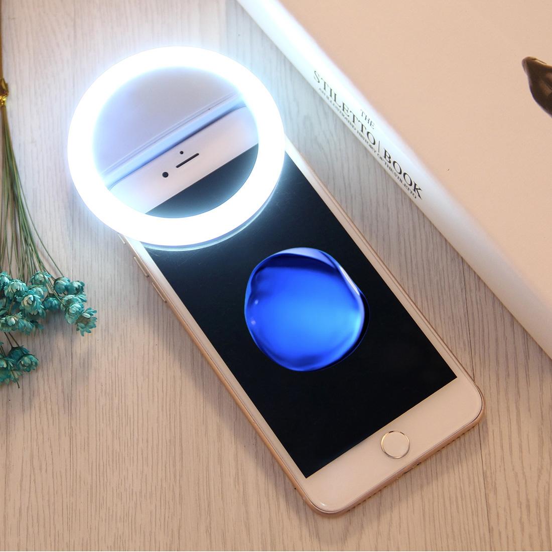 Adjustable Clip Beauty Light for Smartphones - Usb Cable - Black