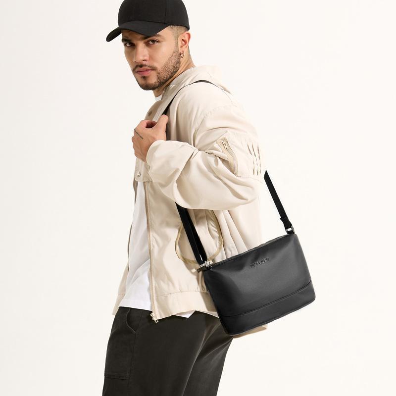 Lightweight Men Shoulder Bag For Commuting - Army Green