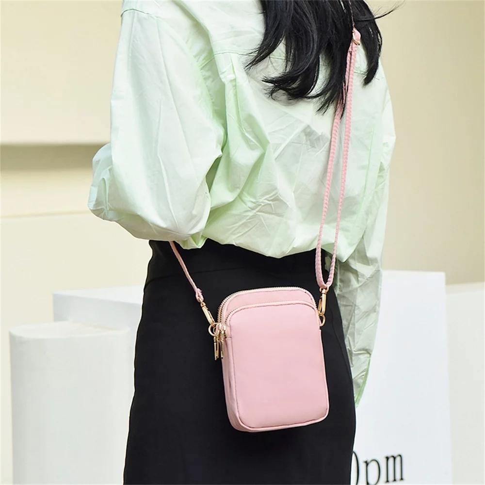 Women Mini Crossbody Phone Bag With Headphone Hole - Pink