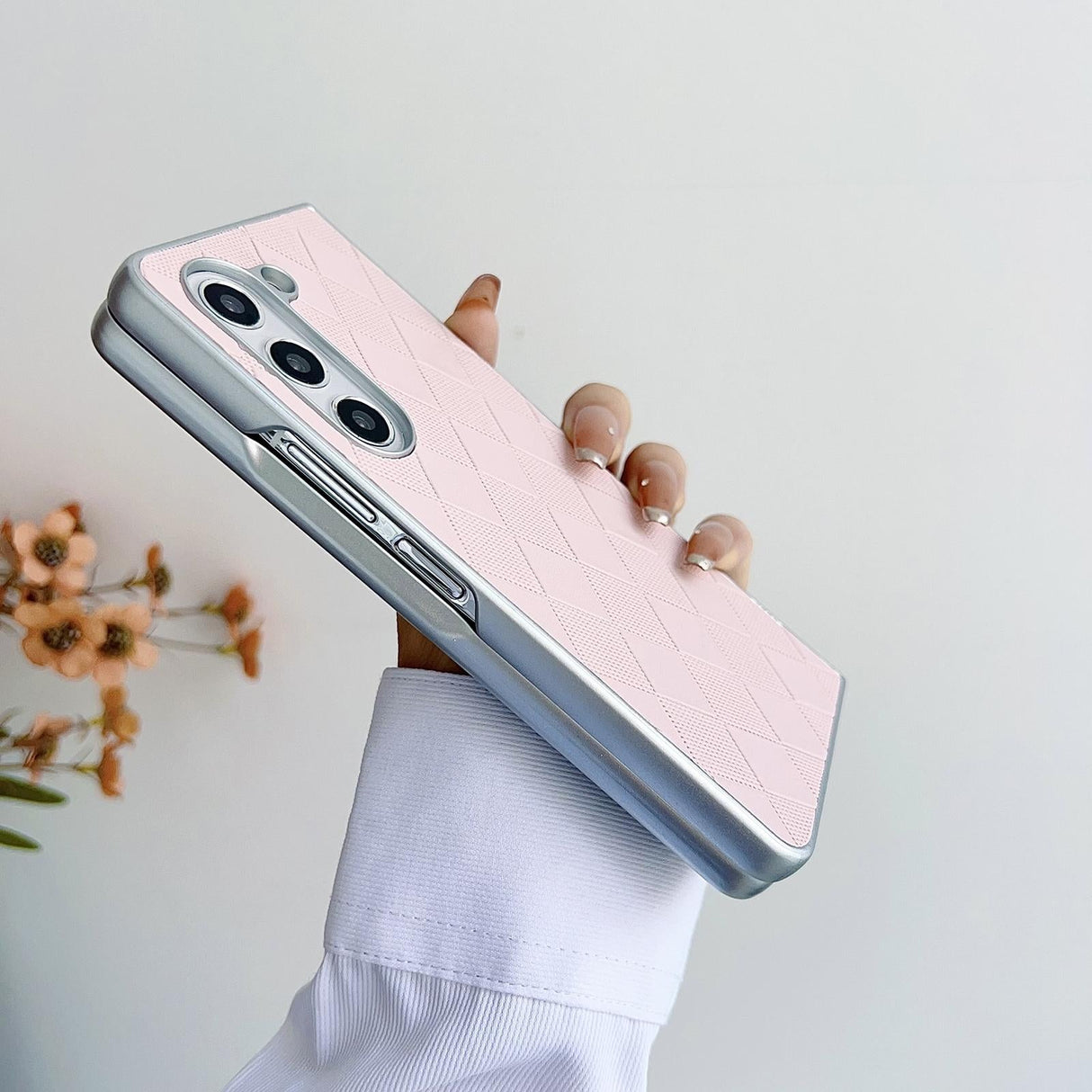 For Samsung Galaxy Z Fold4 5G Checkered Leather Phone Case With Pearlescent Finish - Pink