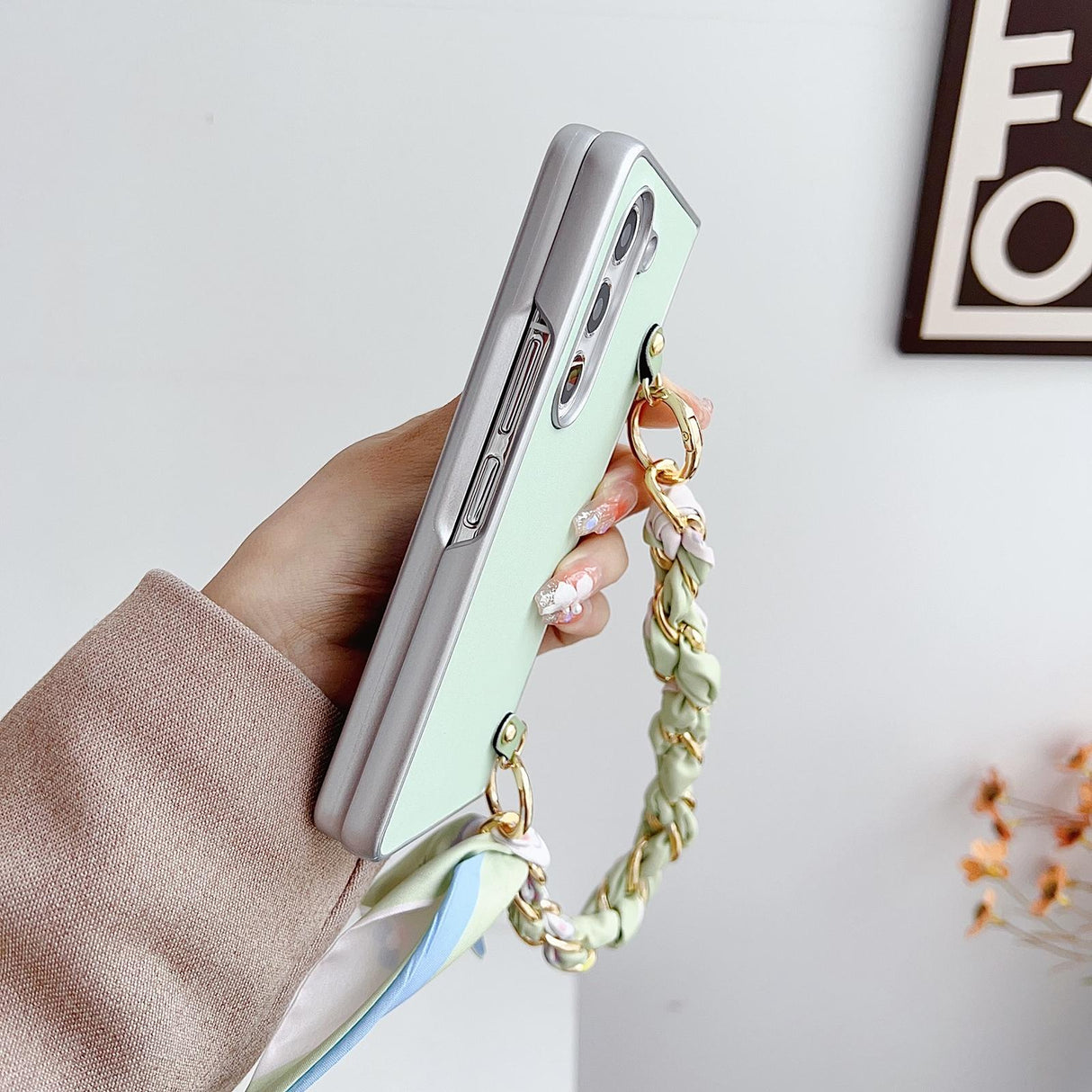For Samsung Galaxy Z Fold4 5G Leather Phone Case With Metallic Paint And Scarf Bracelet - Green