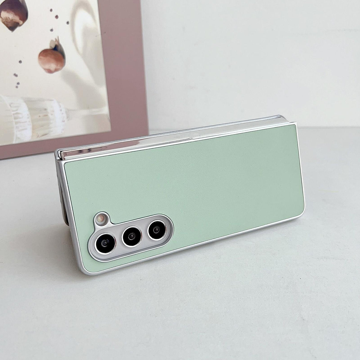 For Samsung Galaxy Z Fold4 5G Shiny Leather Phone Case With Metallic Finish - Green