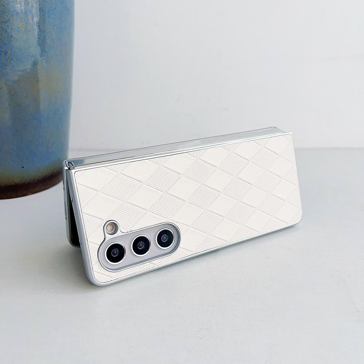 For Samsung Galaxy Z Fold4 5G Checkered Leather Phone Case With Pearlescent Finish - Black