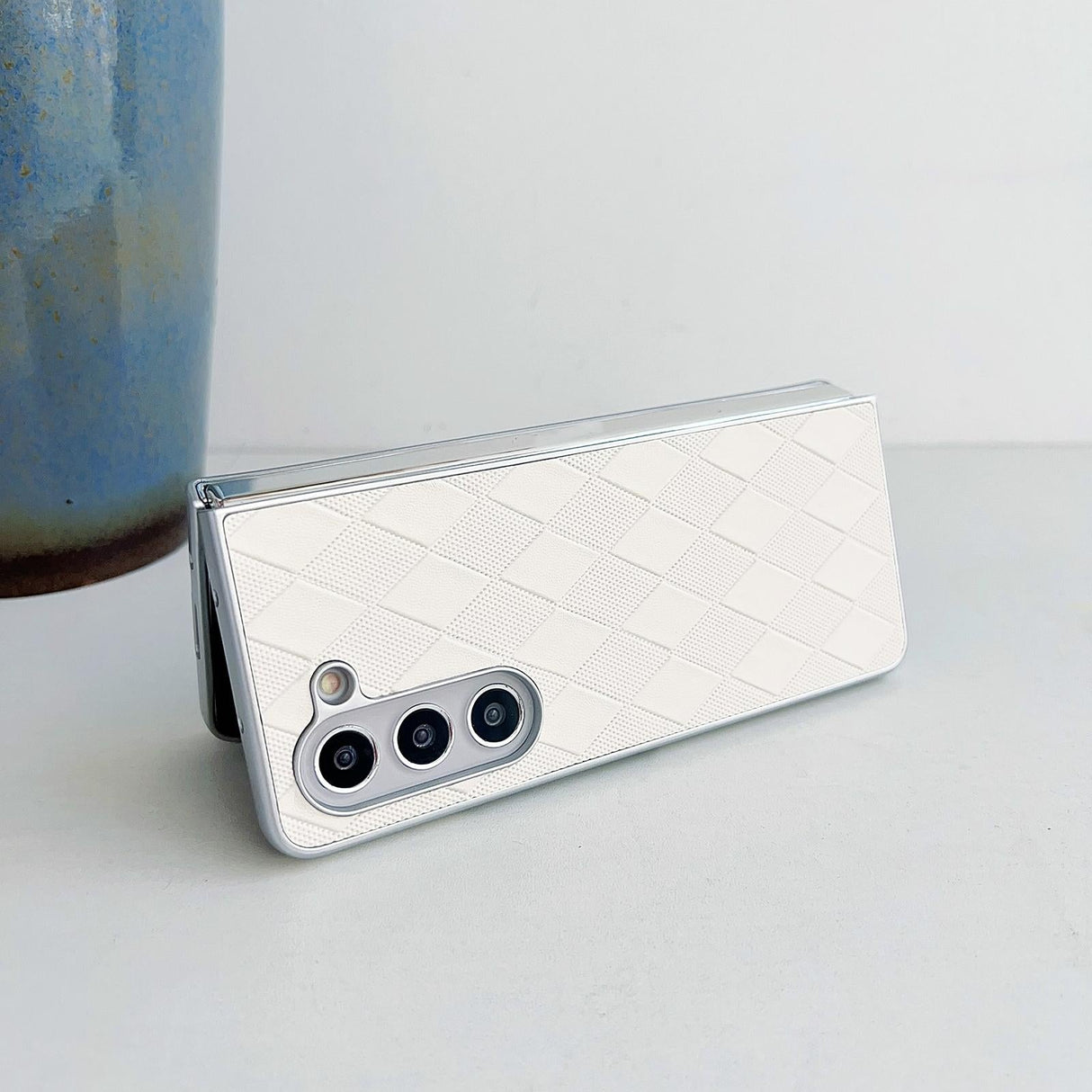 For Samsung Galaxy Z Fold4 5G Checkered Leather Phone Case With Pearlescent Finish - Black