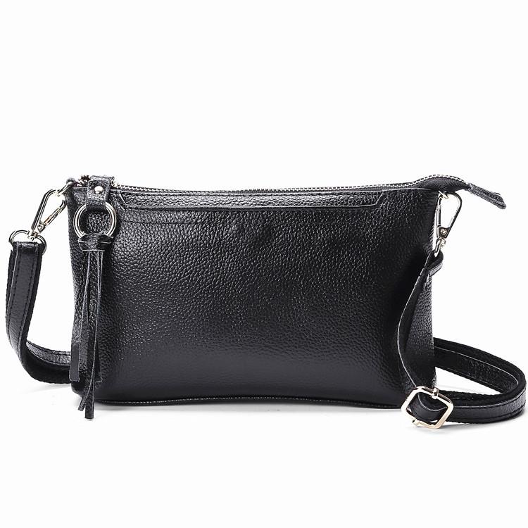 Large Capacity Tassel Shoulder Bag For Women - Rose Red