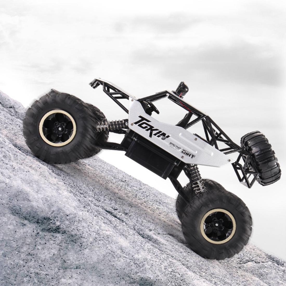 37cm Remote Control Bigfoot Climbing Car - 1 12 Alloy 4wd Cross-country Toy - Silver